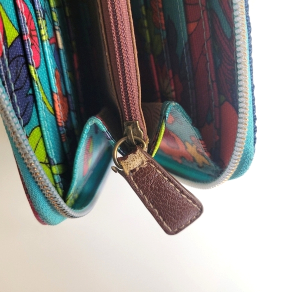 Sakroots Wallet Colorful Floral Butterfly Boho Blue Red - Picture 6 of 6